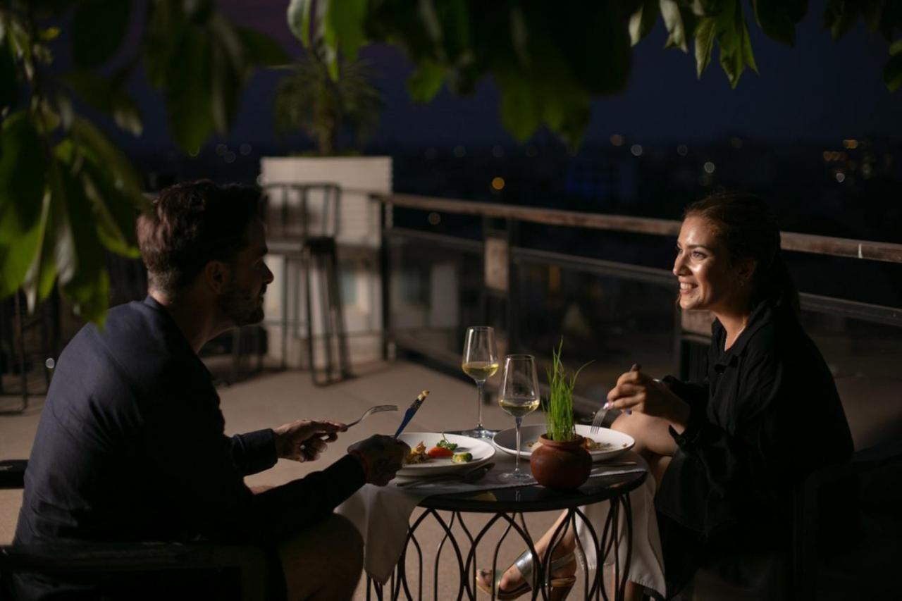 Hari & Hotel