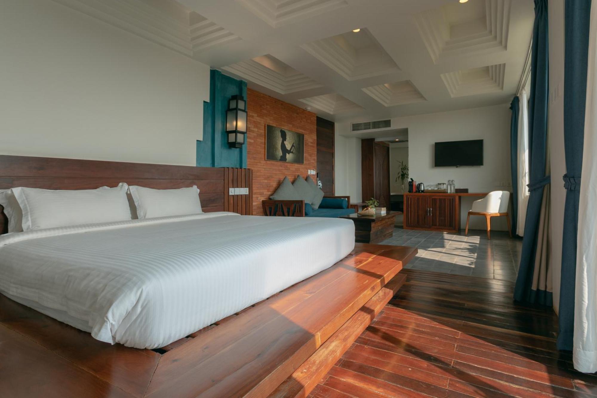 Hari & Hotel 4*