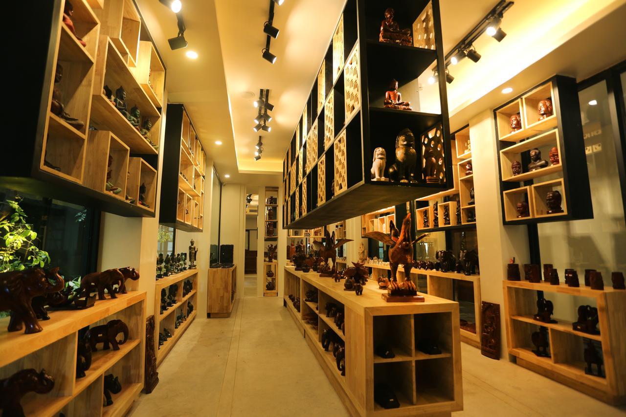 Hari & Hotel 4*