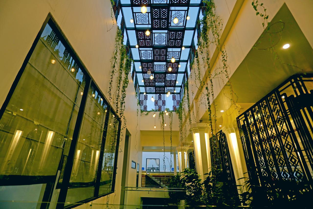 Hari & Hotel