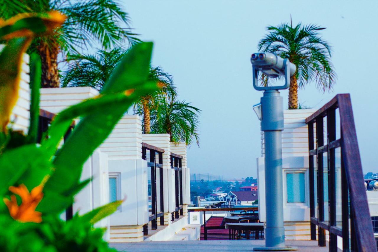 Hari & Hotel 4*